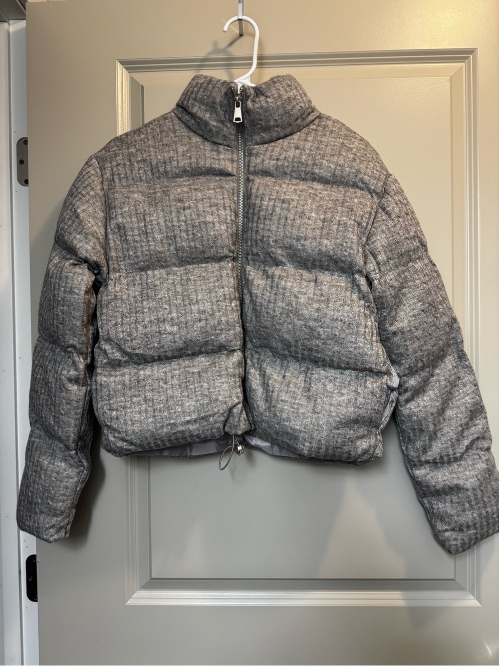 Quilted Puffer Jacket - Gray
